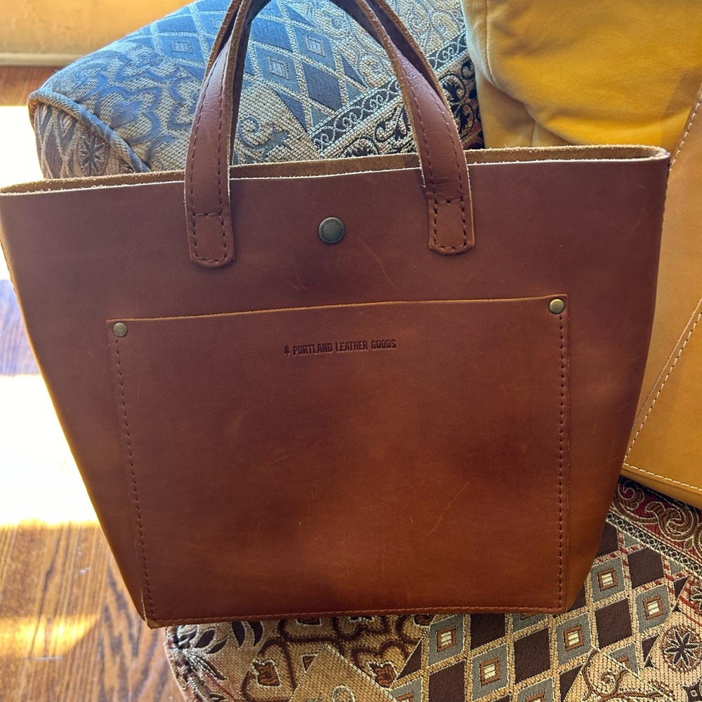 Portland Leather Goods Mini Crossbody in Honey